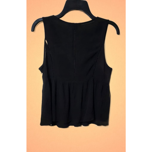 NWT Forever 21 Black Sleeveless Top With Floral Embroidery- Small - Picture 2 of 4